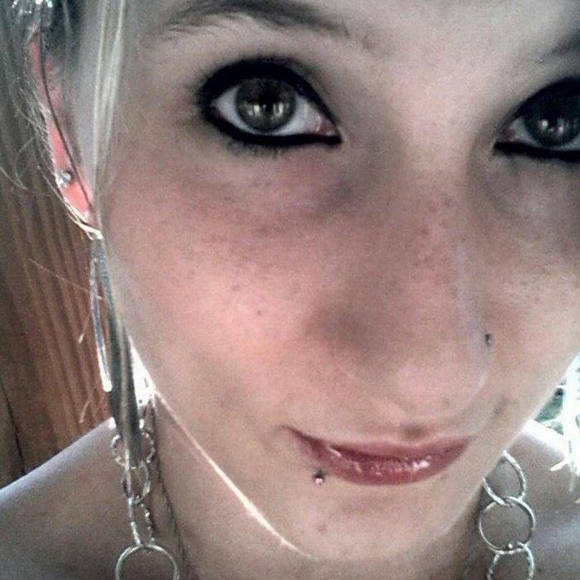 Meet your Posher, Kerstyn! โฃ - Picture 16 of 17